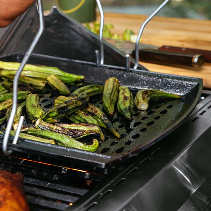 L15RCGT_Grill_20Topper_New_20Handles_Selling_20POint3_800x800_WEB_20copy.jpg